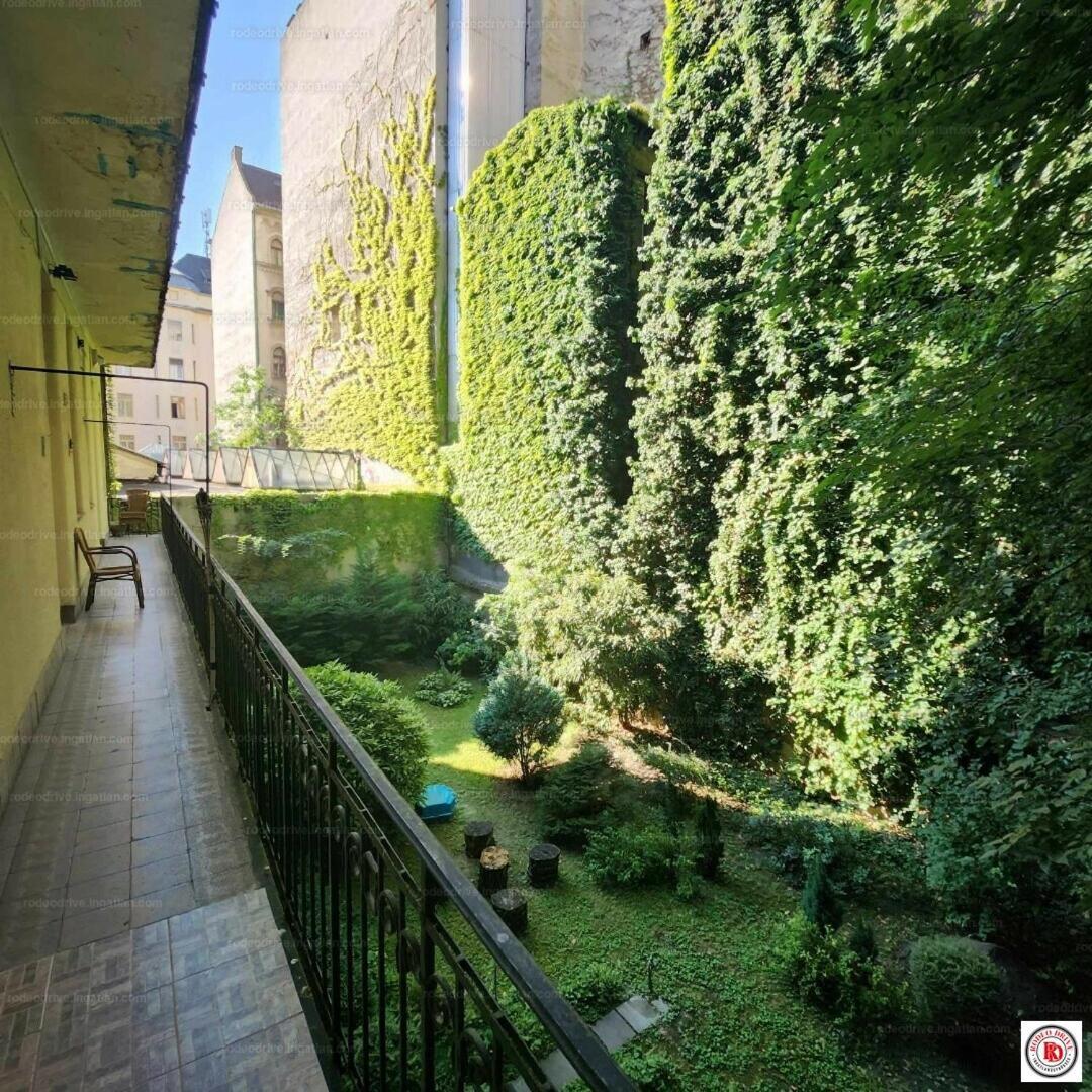 Kriszti Apartment Budapest Luaran gambar