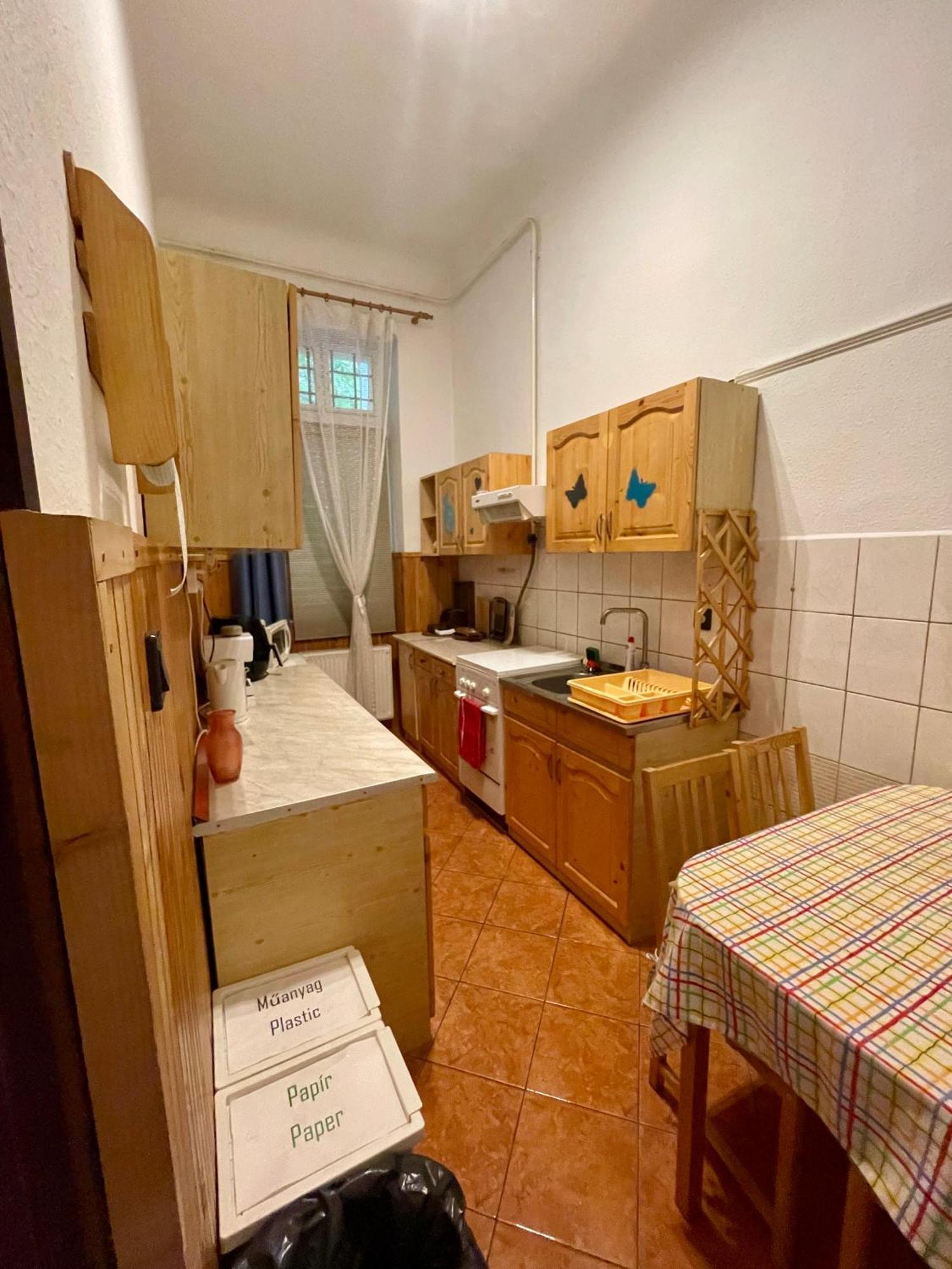 Kriszti Apartment Budapest Luaran gambar